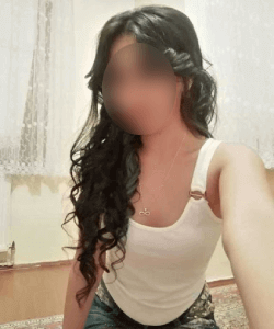 VIP Call Girl in Greater Kailash
